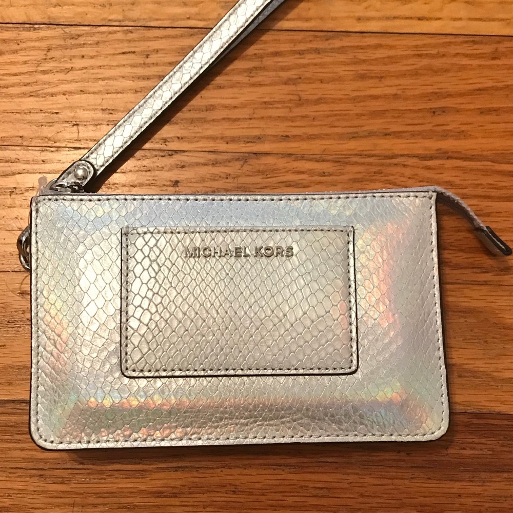Michael kors Wristlet